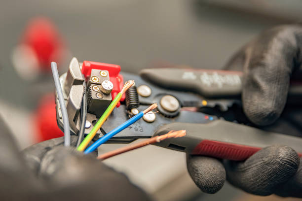 Best 24-Hour Electrician  in Burlington, KS